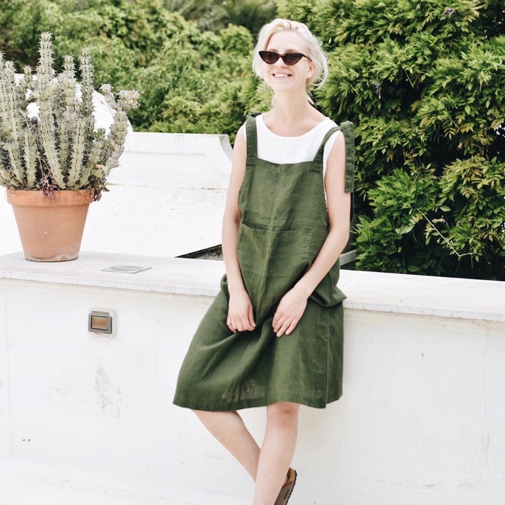 Linenfox Black Linen Pinafore Dress – XS🖤 - Picture 2 of 7